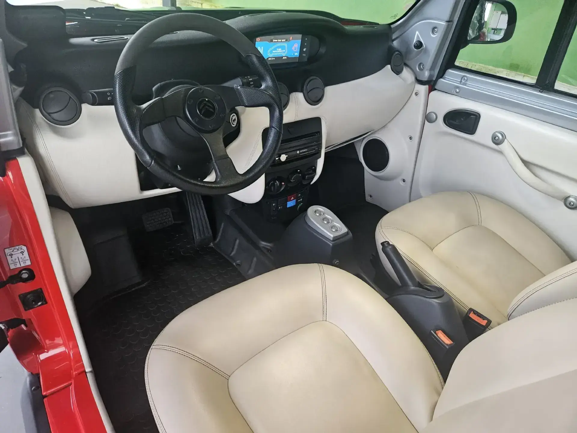 Citroen e-Mehari 6