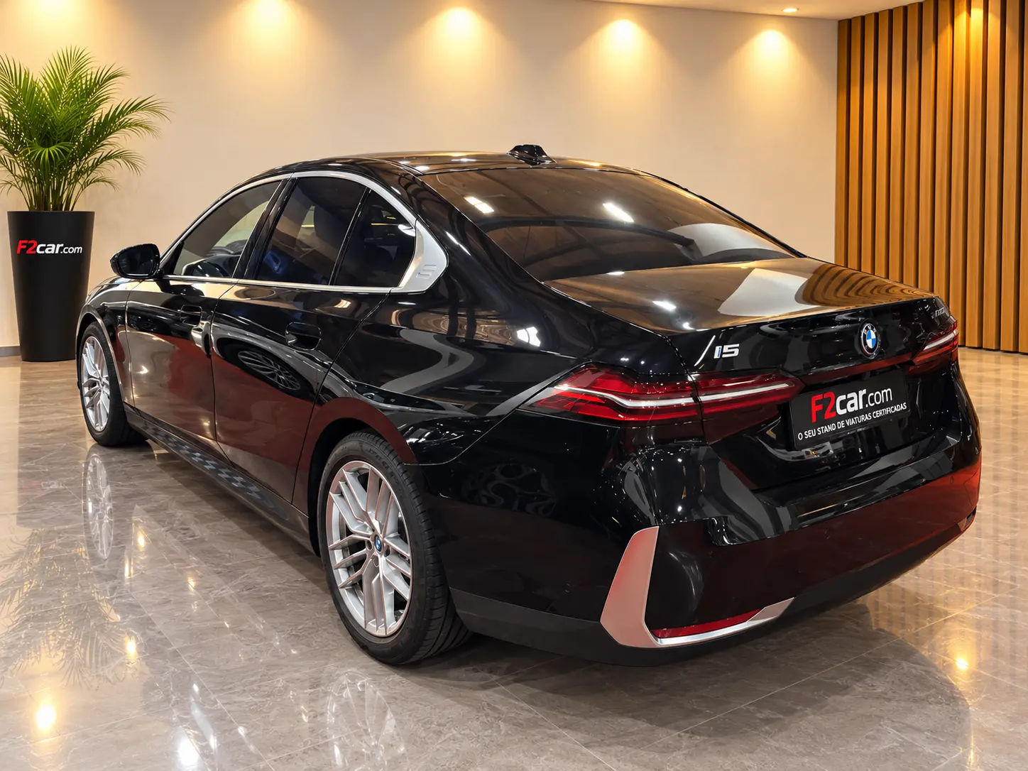 BMW i5 eDrive40 Edição Desportiva M 19