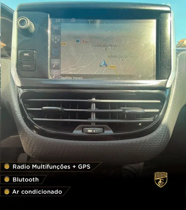 Peugeot 2008 4