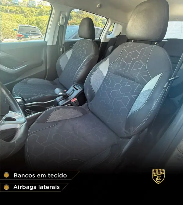 Peugeot 2008 6