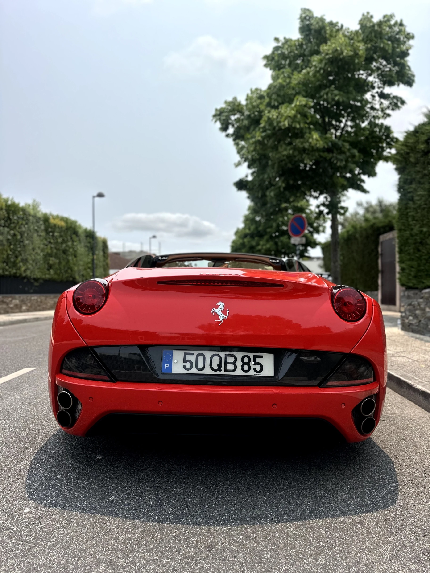 Ferrari California 10