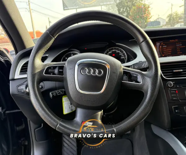 Audi A4 Avant 2.0 TDI DPF multitronic S line Sport Pack 17