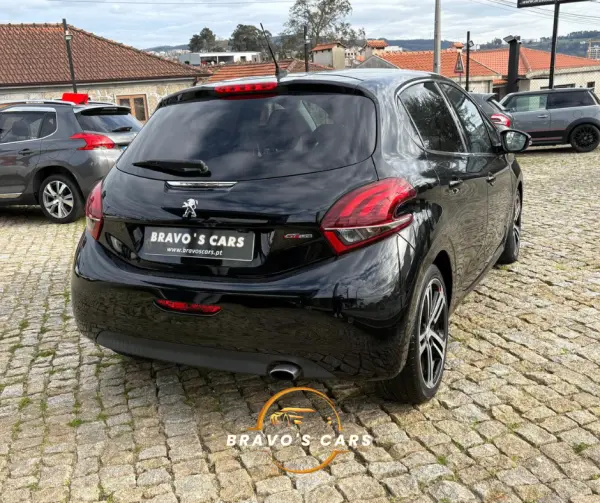 Peugeot 208 1.2 PureTech GT Line 3