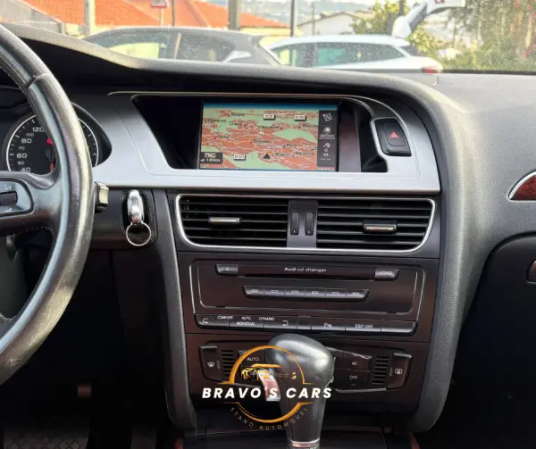 Audi A4 Avant 2.7 TDi V6 Sport Multitronic 13