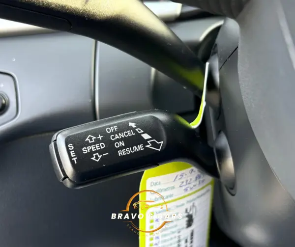 Audi A4 Avant 2.0 TDI DPF multitronic S line Sport Pack 8