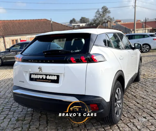 Peugeot 2008 1.5 BlueHDi Active Pack 7