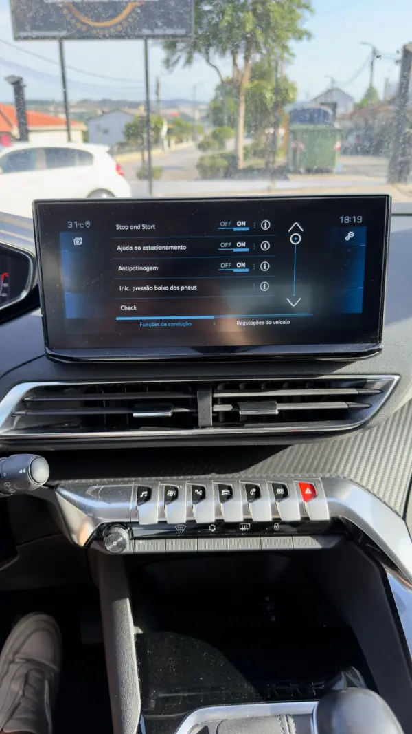 Peugeot 3008 1.5 BlueHDi Allure Pack 14