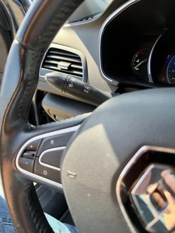 Renault Mégane Break Dynamique S 11