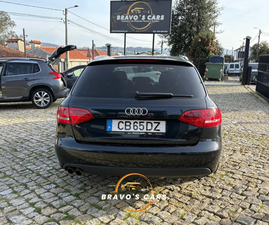 Audi A4 Avant 2.0 TDI DPF multitronic S line Sport Pack 5