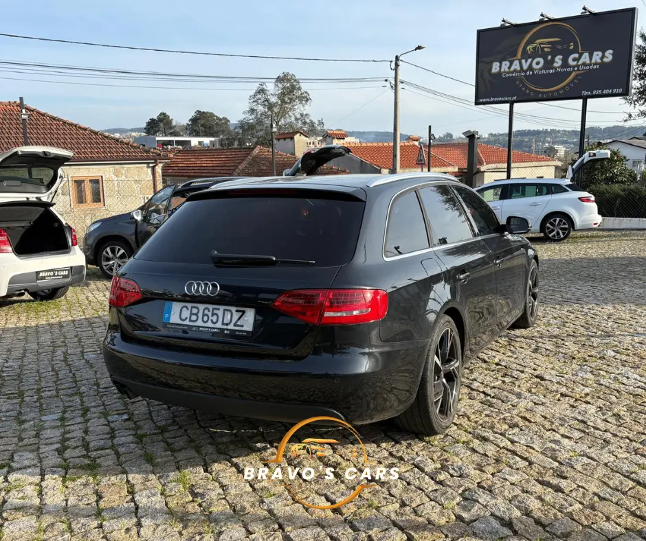 Audi A4 Avant 2.0 TDI DPF multitronic S line Sport Pack 4