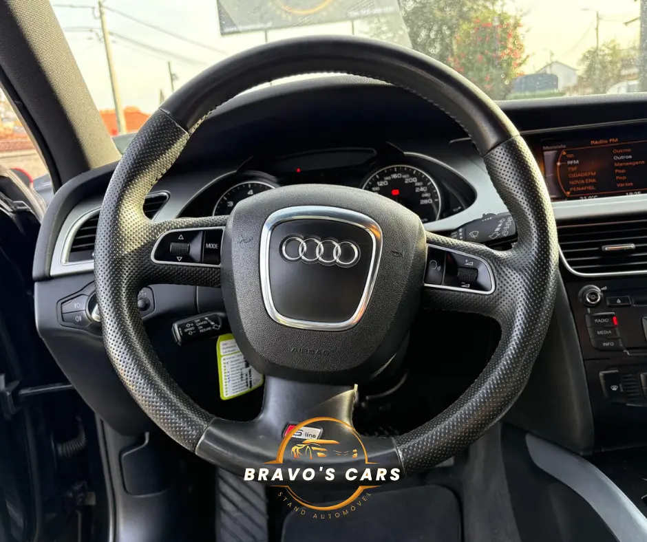 Audi A4 Avant 2.0 TDI DPF multitronic S line Sport Pack 17