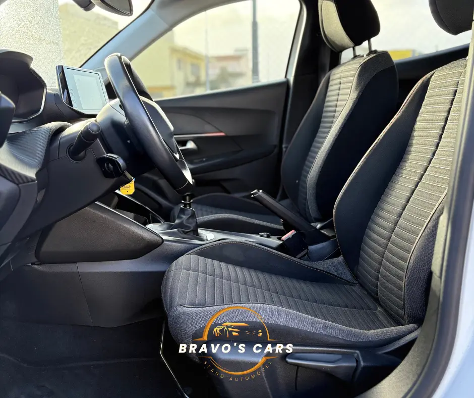 Peugeot 2008 1.5 BlueHDi Active Pack 13