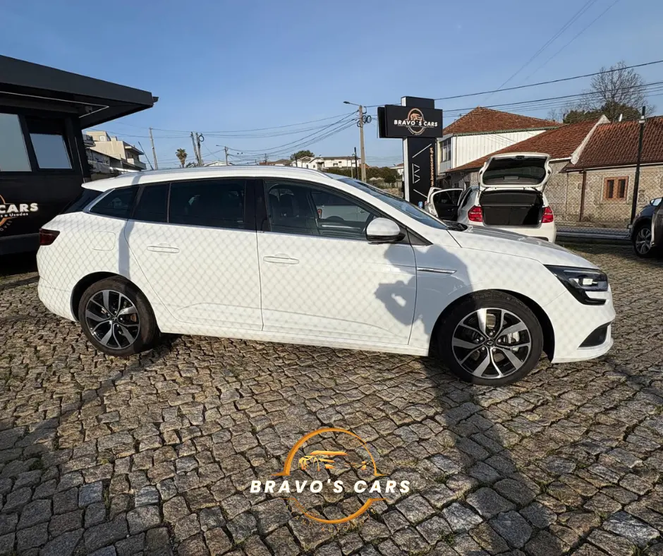 Renault Mégane Sport Tourer ENERGY dCi 165 EDC BOSE EDITION 4