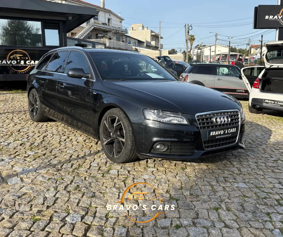 Audi A4 Avant 2.0 TDI DPF multitronic S line Sport Pack 22