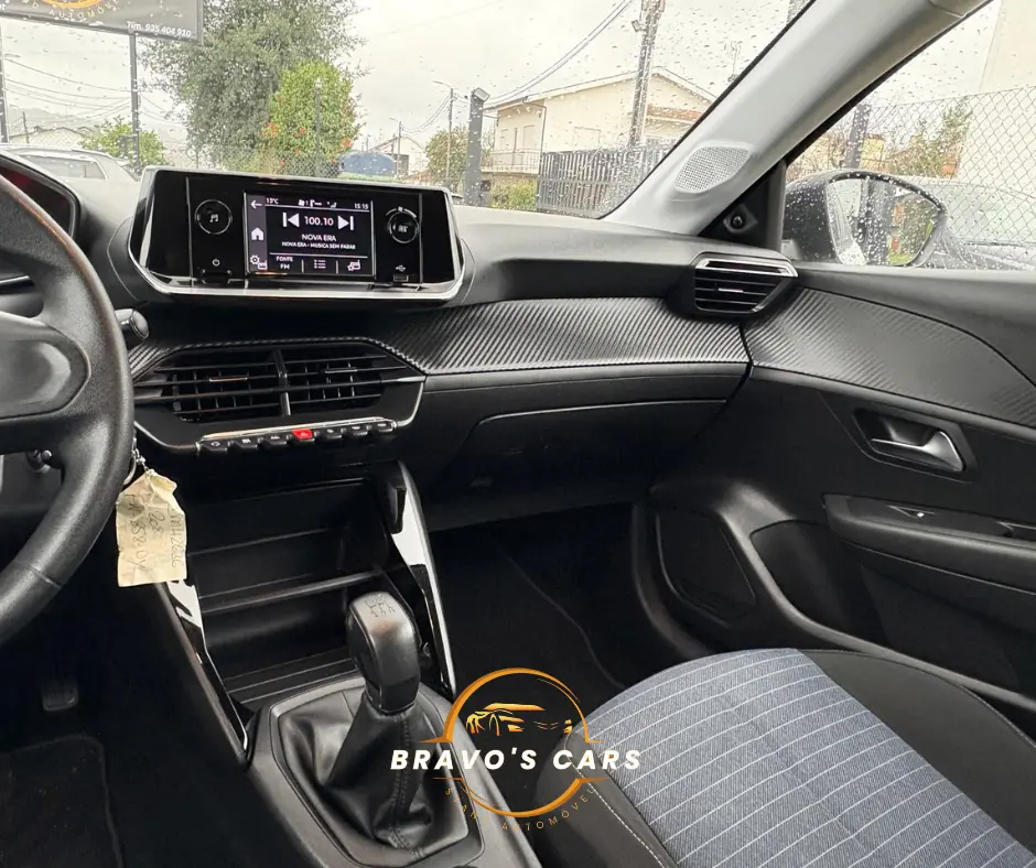 Peugeot 208 1.2 PureTech Like 13