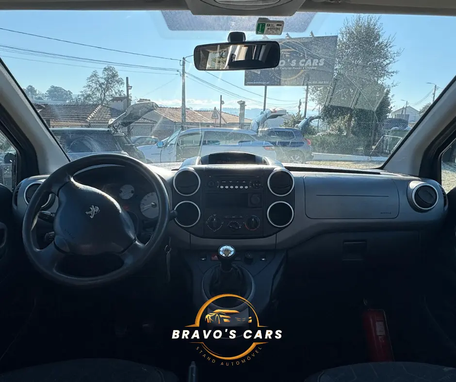 Peugeot Partner 1.6 BlueHDi Style 9