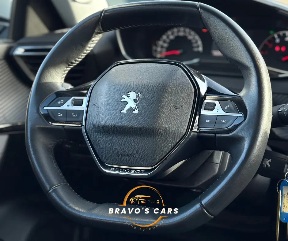 Peugeot 2008 1.5 BlueHDi Active Pack 18