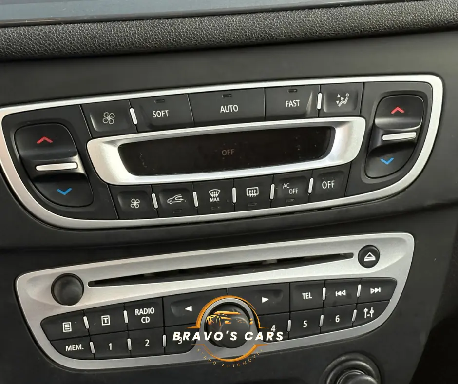 Renault Mégane Coupe 1.5 dCi GT Line SS 15