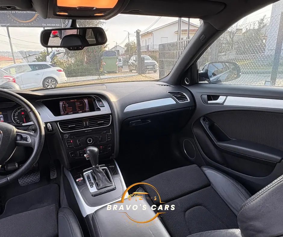 Audi A4 Avant 2.0 TDI DPF multitronic S line Sport Pack 15