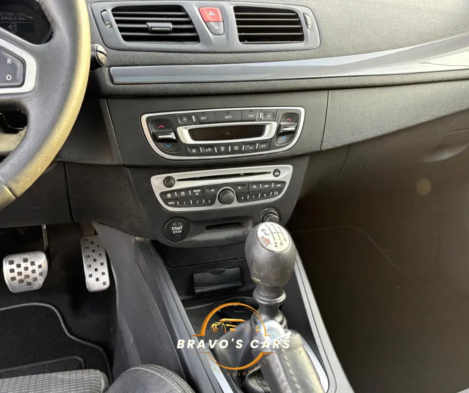 Renault Mégane Coupe 1.5 dCi GT Line SS 9