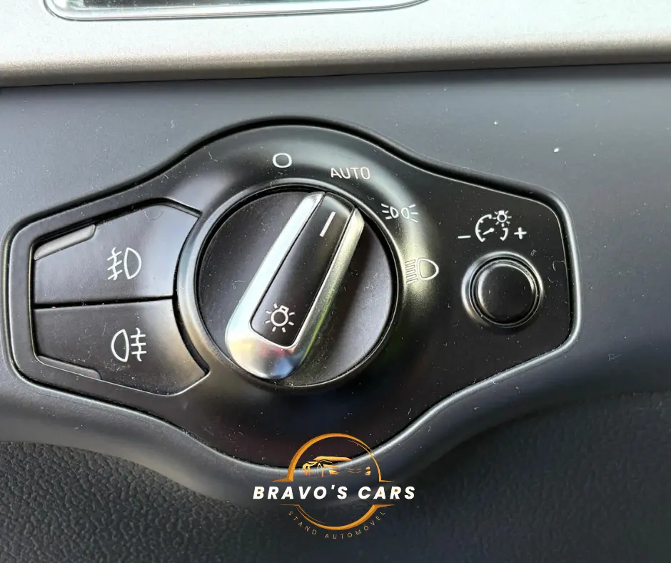 Audi A4 Avant 2.0 TDI DPF multitronic S line Sport Pack 13