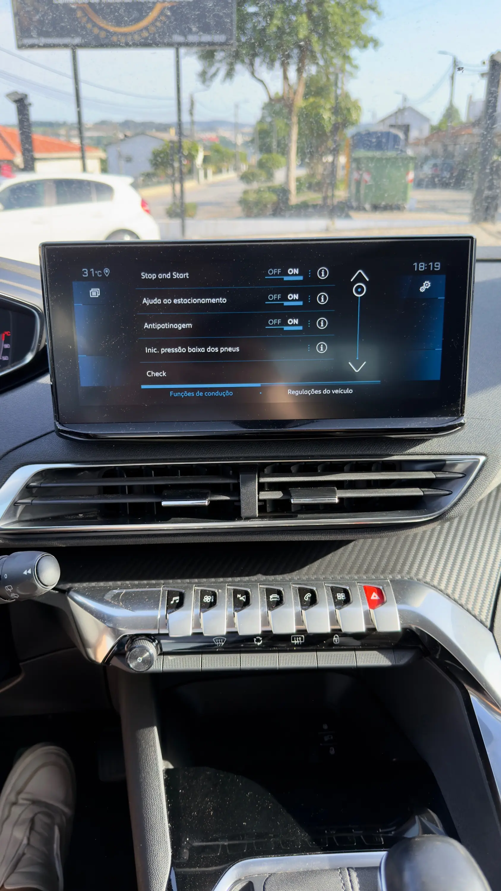 Peugeot 3008 1.5 BlueHDi Allure Pack 14