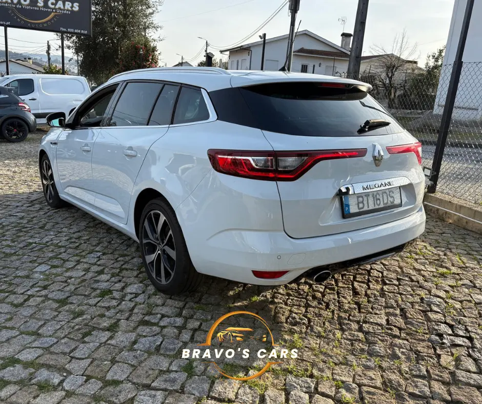 Renault Mégane Sport Tourer ENERGY dCi 165 EDC BOSE EDITION 8