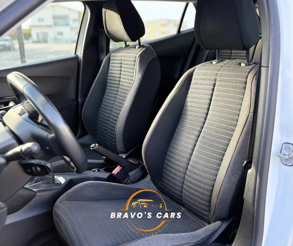 Peugeot 2008 1.5 BlueHDi Active Pack 8