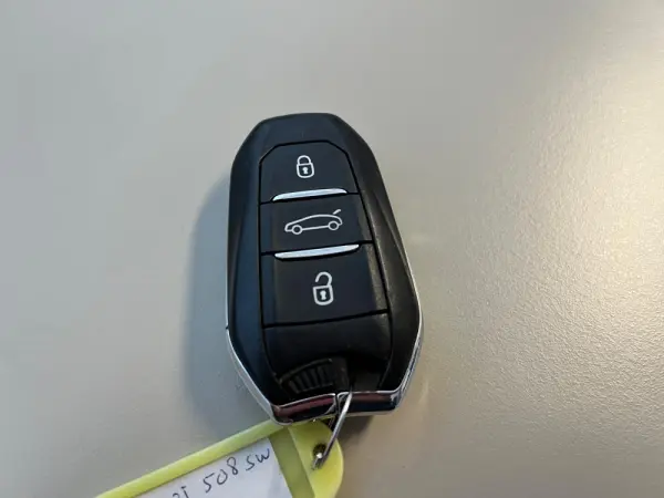 Peugeot 508 SW 1.6 BlueHDi Ac.P.B.J17 EAT6 29