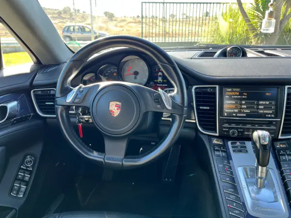 Porsche Panamera S Hybrid 14