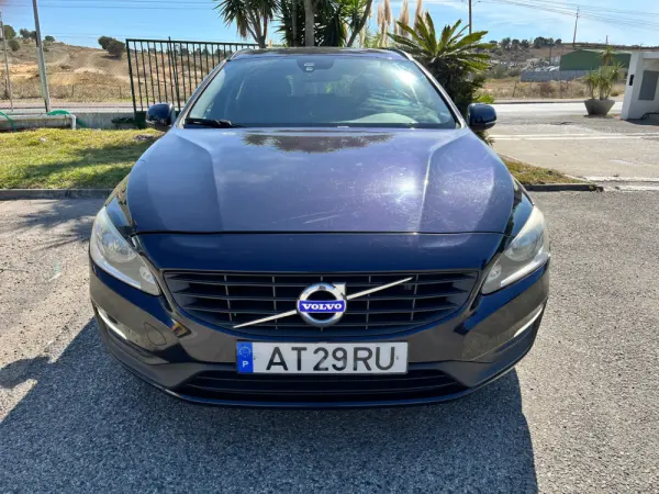 Volvo V60 2.0 D2 Momentum 2
