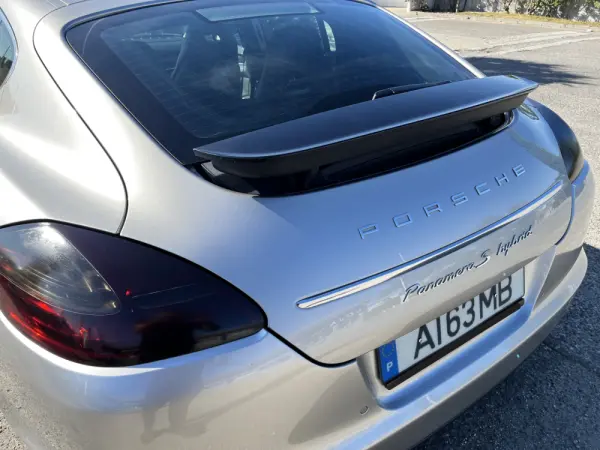 Porsche Panamera S Hybrid 7