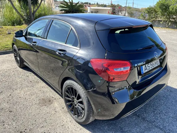 Mercedes-Benz A 180 d Fleet Pack Urban 4