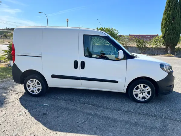 Fiat Doblo 1.3 Multijet 9