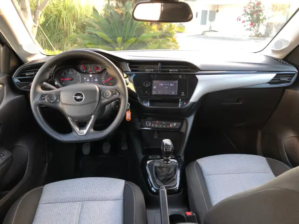 Opel Corsa 1.2 T Business Edition 11