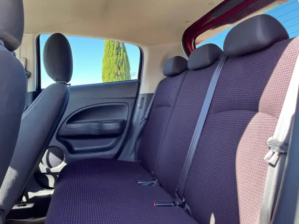 Mitsubishi Space Star 1.2 Intense 19