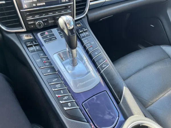Porsche Panamera S Hybrid 17