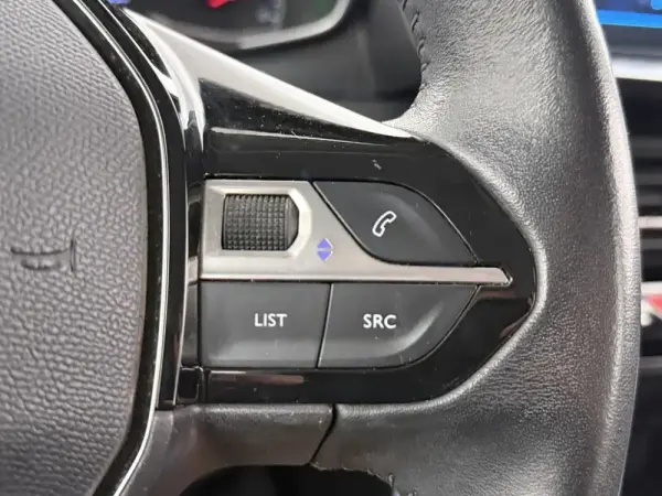 Peugeot 208 1.2 PureTech Active Pack 9