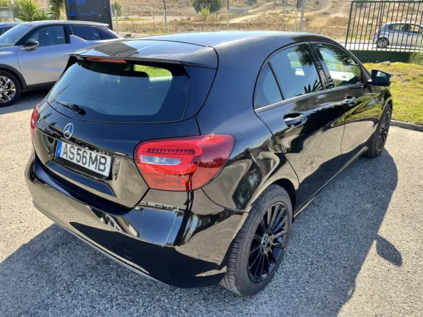 Mercedes-Benz A 180 d Fleet Pack Urban 6