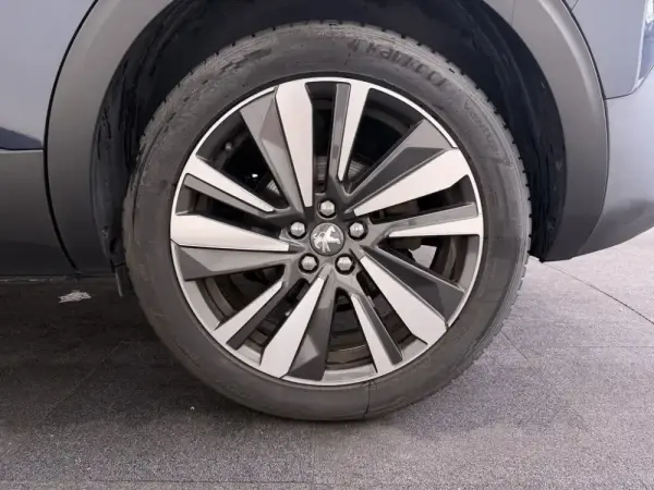 Peugeot 5008 1.2 PureTech Allure 7