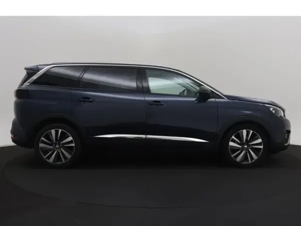 Peugeot 5008 1.2 PureTech Allure 4