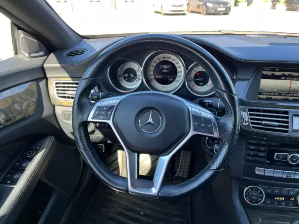 Mercedes-Benz CLS 350 CDi BlueEfficiency Shooting Brake 13