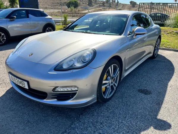 Porsche Panamera S Hybrid 1
