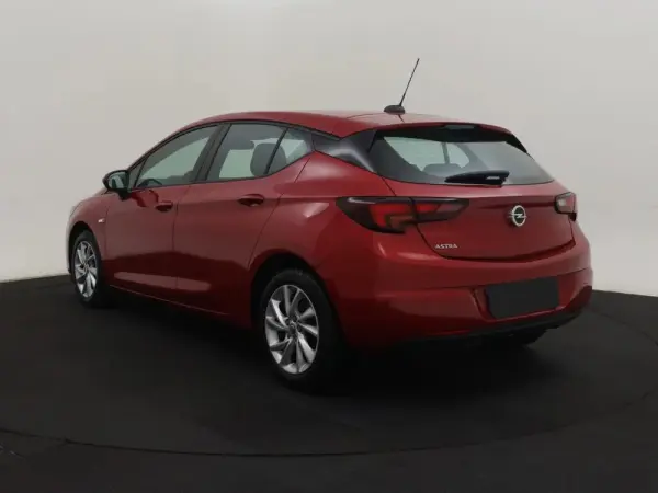 Opel Astra 1.2 Turbo Edition 4