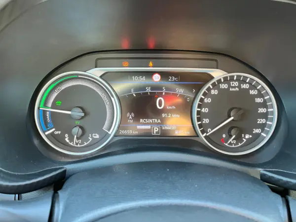 Nissan Juke 1.6 Hybrid N-Connecta NAV. 13