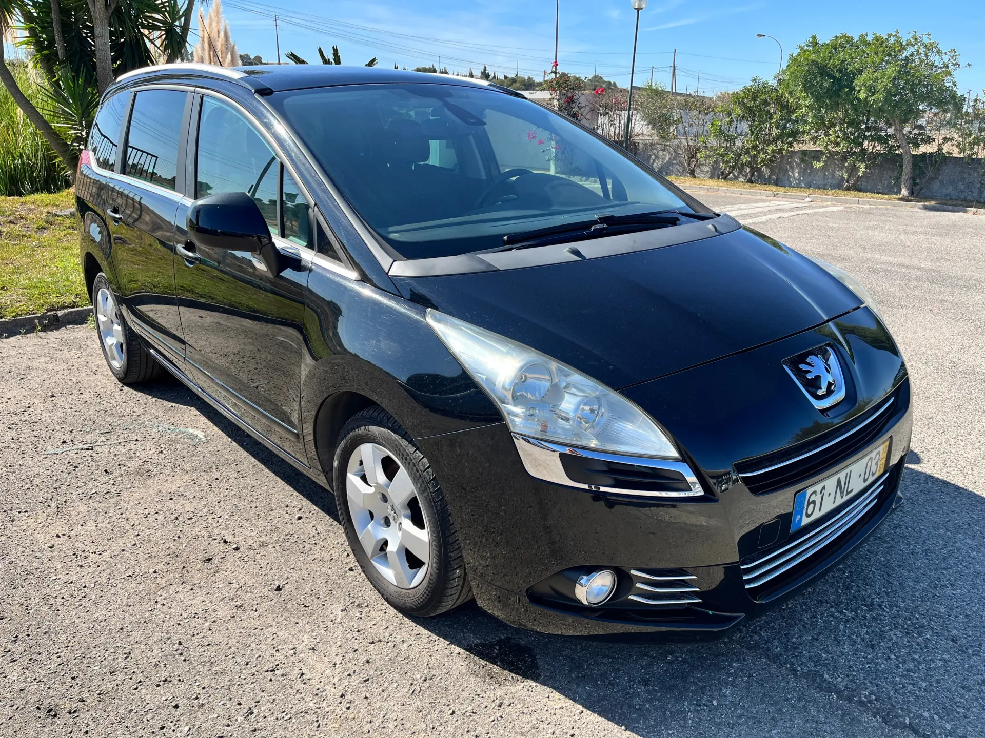 Peugeot 5008 1.6 E-HDi 7L SE Style 2-Tronic 3
