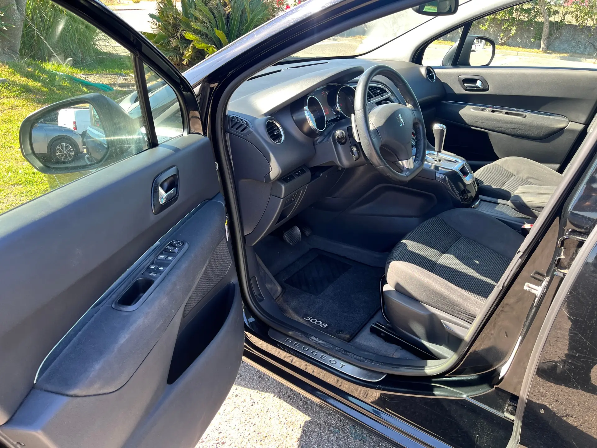 Peugeot 5008 1.6 E-HDi 7L SE Style 2-Tronic 19