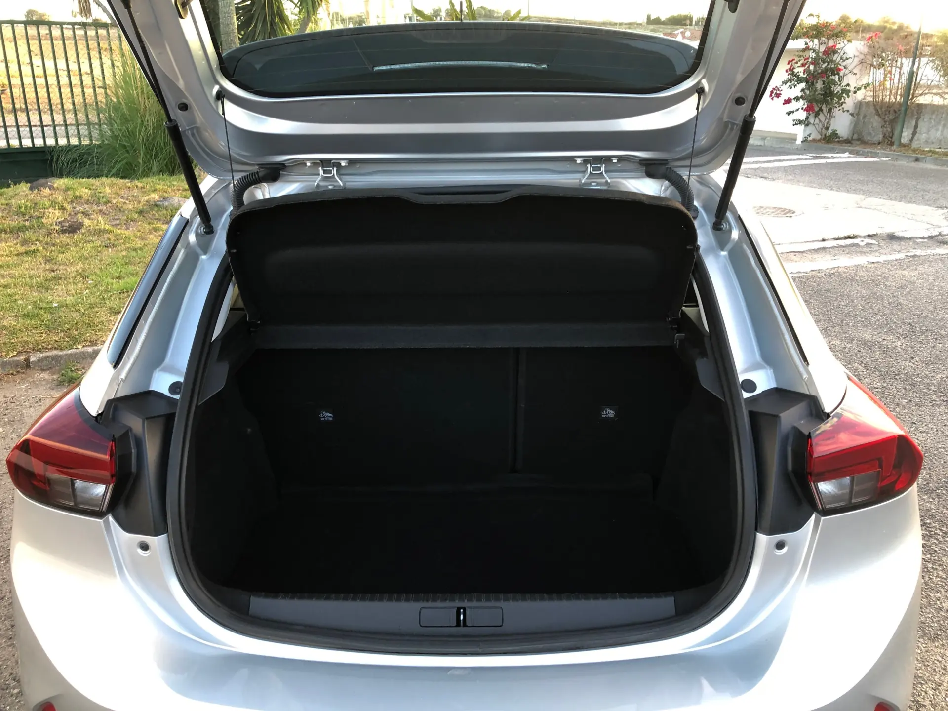 Opel Corsa 1.2 T Business Edition 10