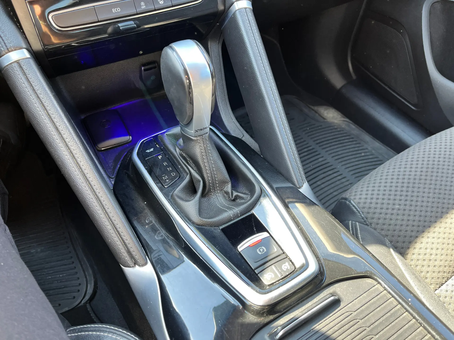 Renault Koleos 2.0 dCi Initiale Paris X-Tronic 16