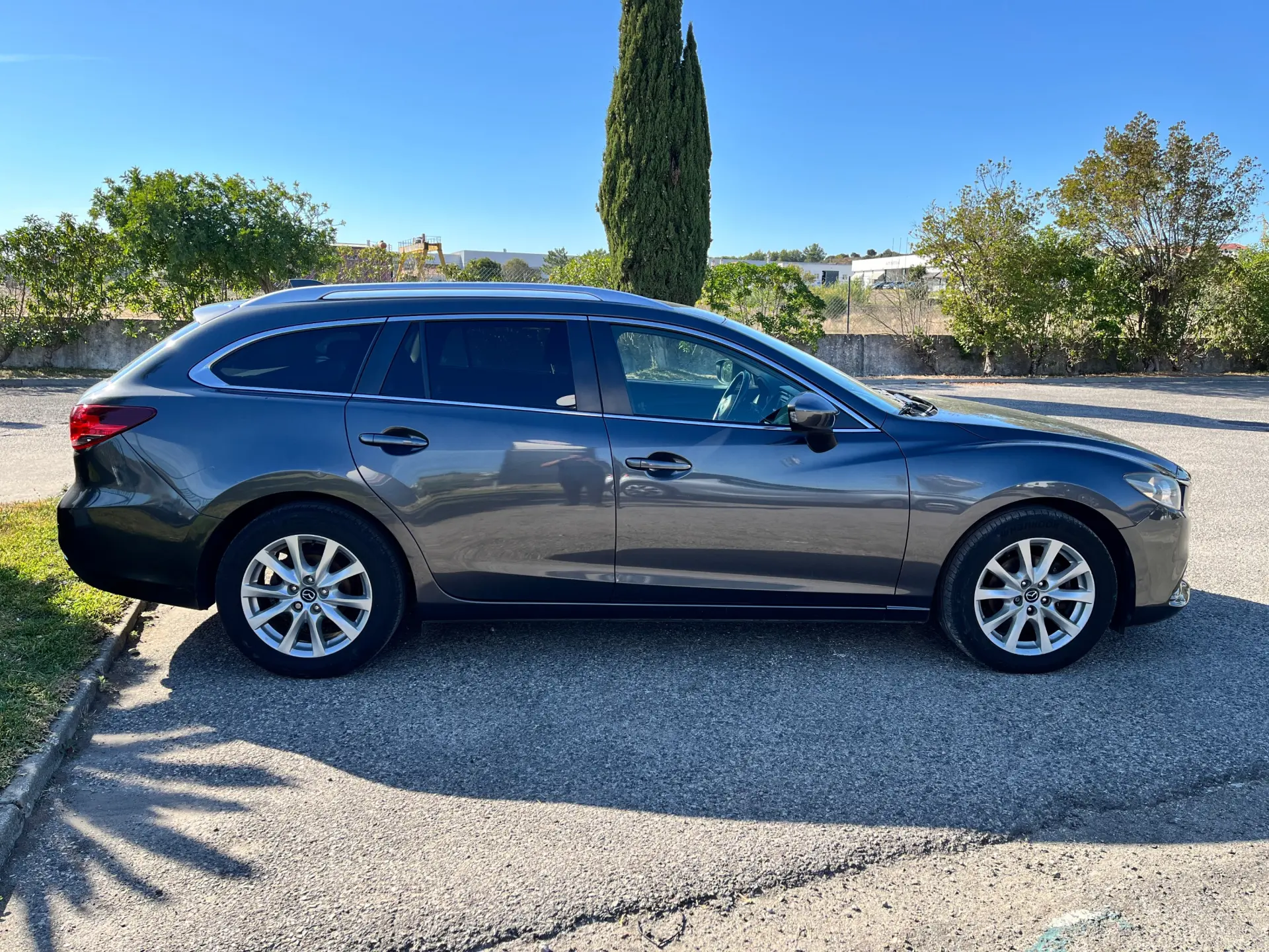 Mazda 6 2.2 SKY-D Excellence Navi 9